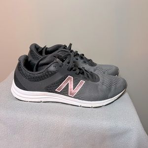 New Balance 635 V2 womens size 9